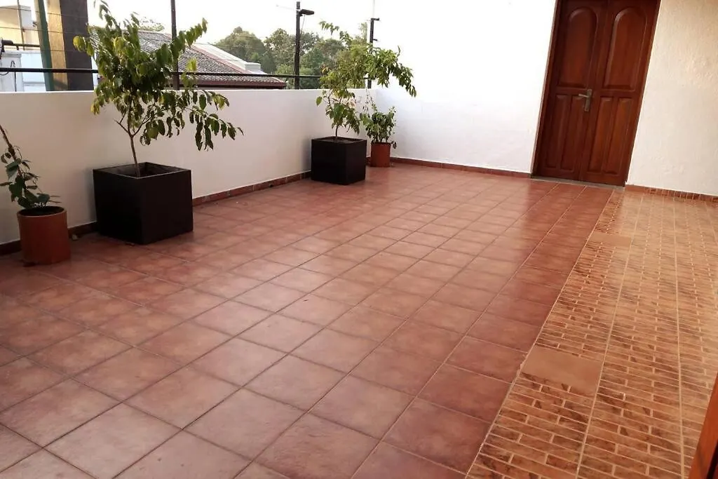 Comfortable & Serene Stay At Red Rocks Villa Rajagiriya 0*,